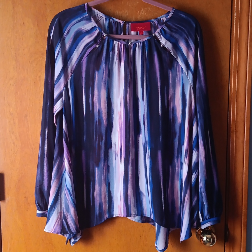 JLO flowing silky top NWT